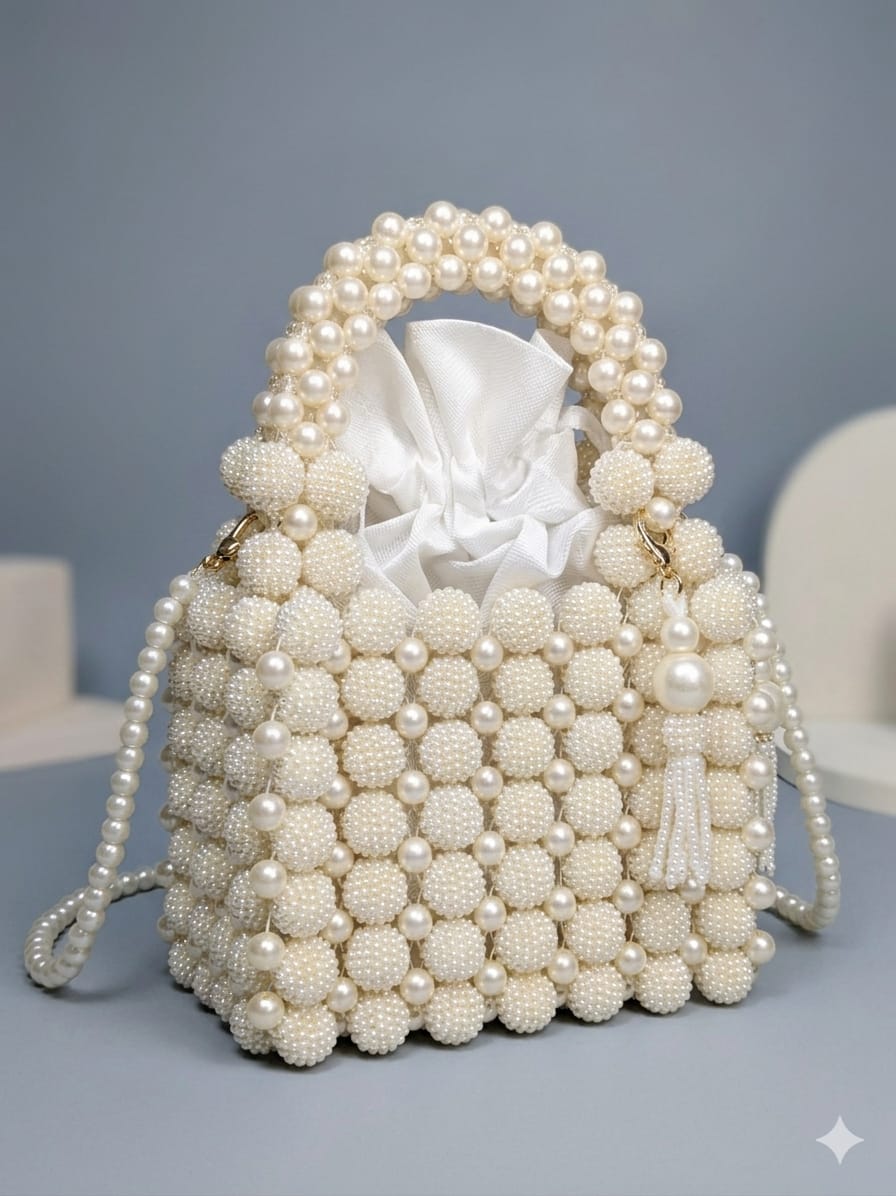 HAND COSTUMIZED BAGS